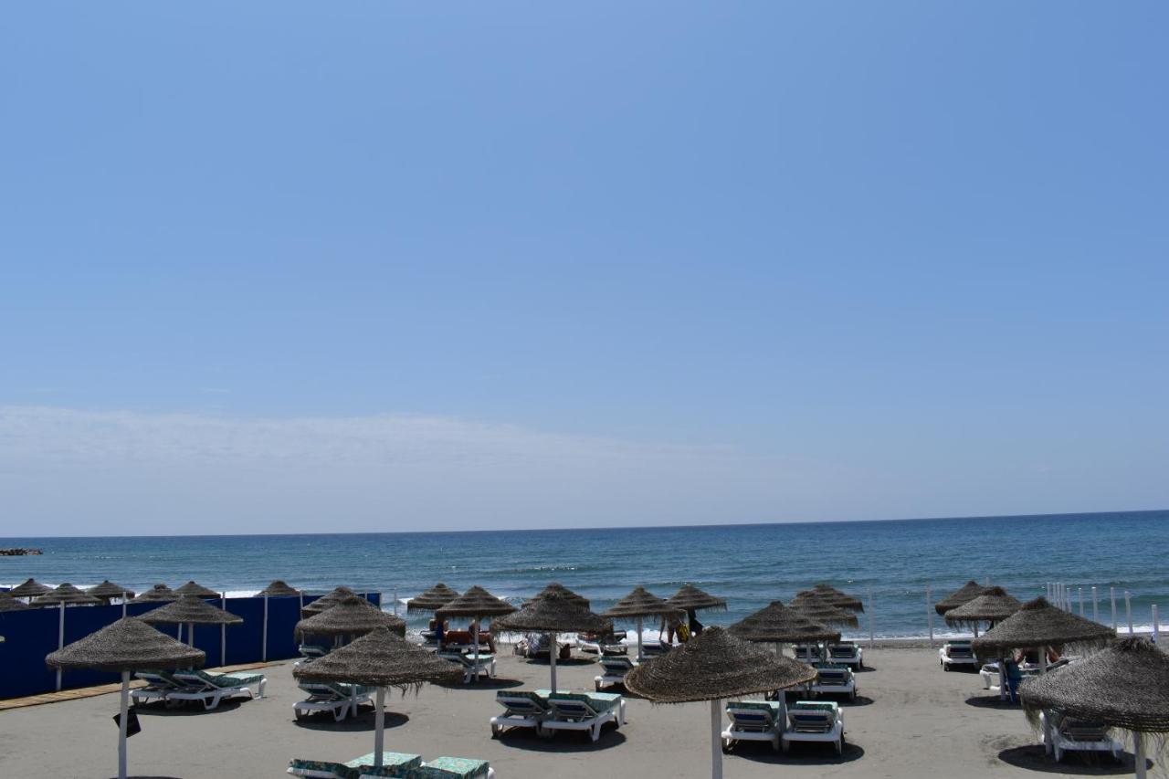 Апартаменти Fantastic Studio - Beachfront Торрокс Екстер'єр фото